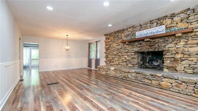 50 Coronet Ln, Hendersonville, NC 28792 - photo 6