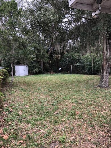 516 N Disston Ave, Tavares, FL 32778 - photo 5