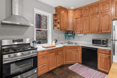 248 Morgan Ave N, Minneapolis, MN 55405 - photo 4