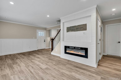 20 Robert Rd, Glen Cove, NY 11542 - photo 6