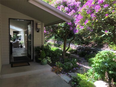 4260 E Mercer Way, Mercer Island, WA 98040 - photo 7