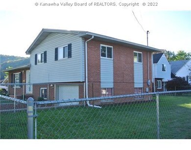 209 25th St, Dunbar, WV 25064 - photo 2