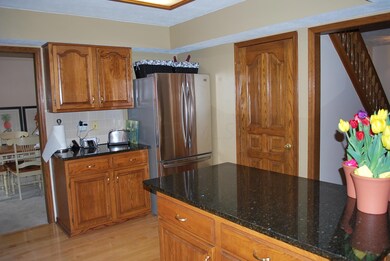 8266 Markhaven 235.JPG