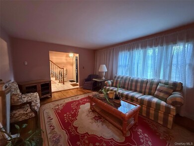 15 Sherry Ln, Hauppauge, NY 11788 - photo 6