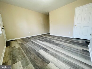 822 W 5th St, Wilmington, DE 19801 - photo 5