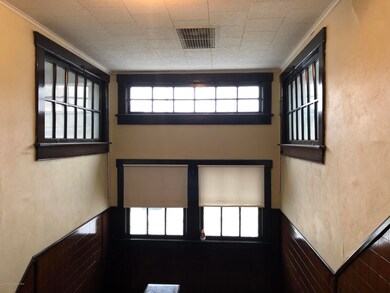 233 N Main St, Taylor, PA 18517 - photo 4