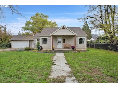 422 Elder St, Drain, OR 97435 - photo 4