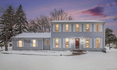 2770 Gemini Dr, Lake Orion, MI 48360 - photo 2