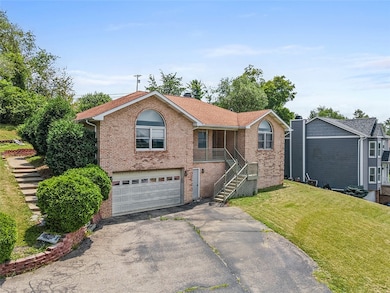 205 Veneze Dr, Pittsburgh, PA 15205 - photo 3