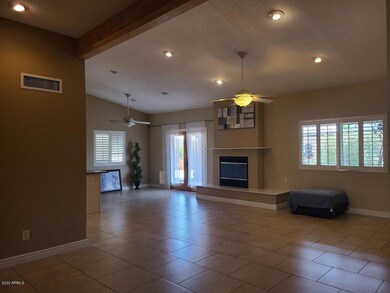 8423 N 16th Place, Phoenix, AZ 85020 - photo 5