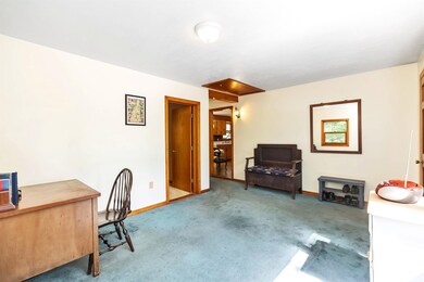 254 Normand Rd, Goffstown, NH 03045 - photo 4