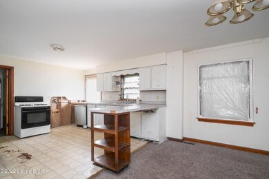 106 N 8th Street-12