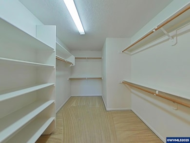 824 SE Bayshore Cir, Corvallis, OR 97333 - photo 3