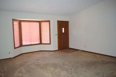 002 - Living Room