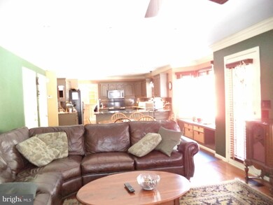 12631 Belleflower Ln, Fredericksburg, VA 22407 - photo 7