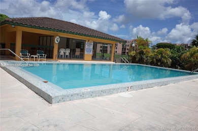 1300 SW 122nd Ave unit 4072, Miami, FL 33184 - photo 2