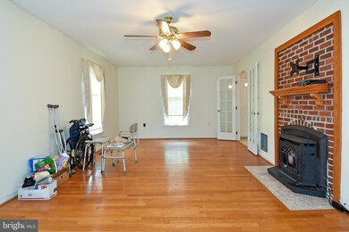 15766 Hillsboro Rd, Hillsboro, VA 20132 - photo 3