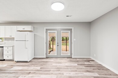 306 Rogers Dr, Manchester, TN 37355 - photo 7