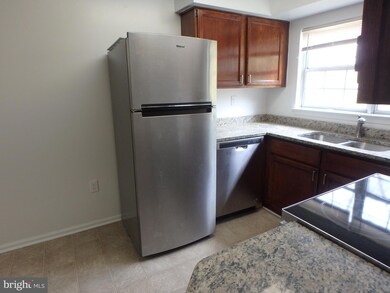 12255 Stevenson Ct unit 12255, Woodbridge, VA 22192 - photo 4