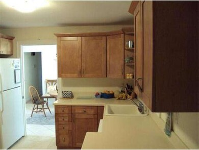 38 Tracy Lyn Rd, Holliston, MA 01746 - photo 4