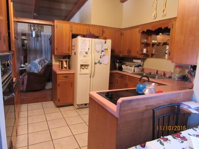 2616 Adgate kitchen