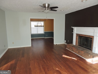 492 Stonemill Manor, Lithonia, GA 30058 - photo 5