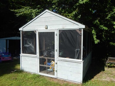 112 Juniper Ridge Rd, Brookfield, NH 03872 - photo 5