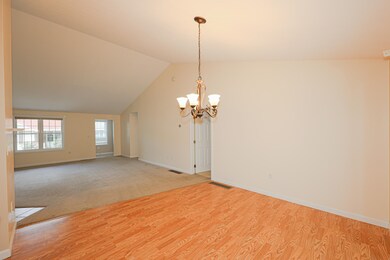 15 Stockton Dr unit U126, Nashua, NH 03063 - photo 6