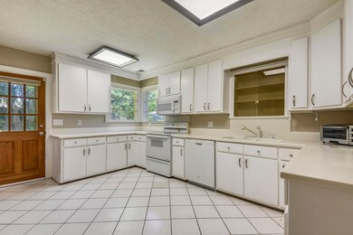 Kitchen with room for many chefs