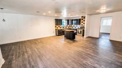 6713 Finch St, Houston, TX 77028 - photo 4