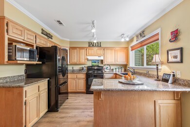 493 Lori Lane, Ashland, OR 97520