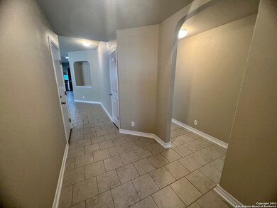 10822 Shaenmeadow, San Antonio, TX 78254 - photo 5