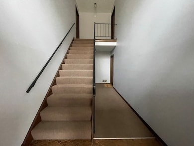 22453 Pleasant Dr unit 13, Richton Park, IL 60471 - photo 2