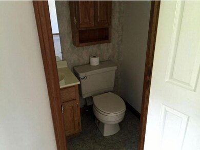 155 Dorr Dr unit 21, Rutland, VT 05701 - photo 7