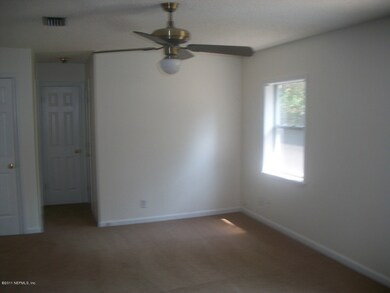 4615 Solandra Cir E, Jacksonville, FL 32210 - photo 4