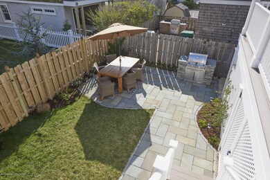 8 Shrewsbury Way, Sea Bright, NJ 07760 - photo 4