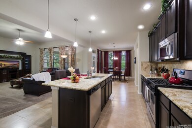 25511 Sioux Springs, San Antonio, TX 78261 - photo 4