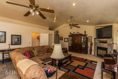 945 S Westfield Rd - JPeart (45 of 66)