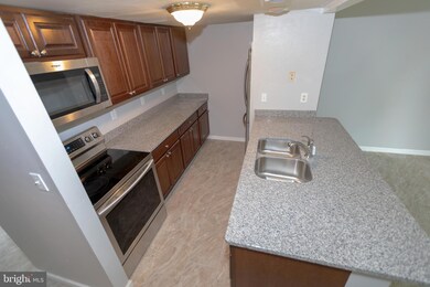 310 Thayer Ct, Newark, DE 19702 - photo 2