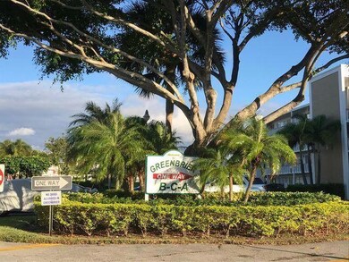 111 Greenbrier B, West Palm Beach, FL 33417 - photo 2
