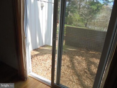 11547 Links Dr, Reston, VA 20190 - photo 4