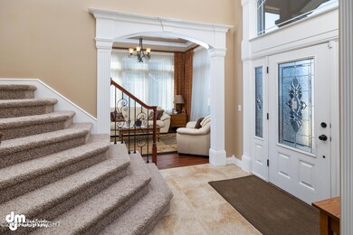 04-Front Entry_DMD_8647
