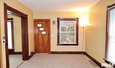 1217 E Locust St, Davenport, IA 52803 - photo 4