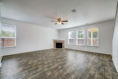 2923 Coachmaker Trail, Rosenberg, TX 77471 - photo 7