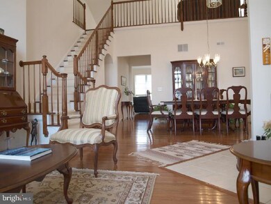 19 Copernicus Ct, Cranbury, NJ 08512 - photo 2