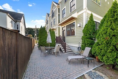 221 Beacon St unit 5, Somerville, MA 02143 - photo 4