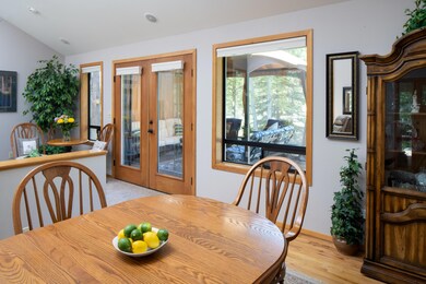 57797 Lassen Ln unit 18, Sunriver, OR 97707 - photo 3