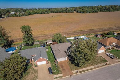 204 Westbriar Blvd, Newburgh, IN 47630 - photo 3