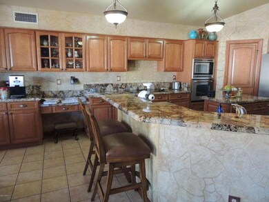 1041 S Copper Key Ct, Gilbert, AZ 85233 - photo 3