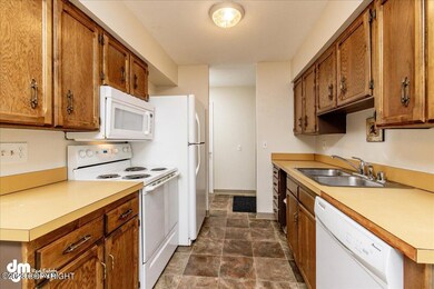 07-Kitchen 20230324-DW-3597
